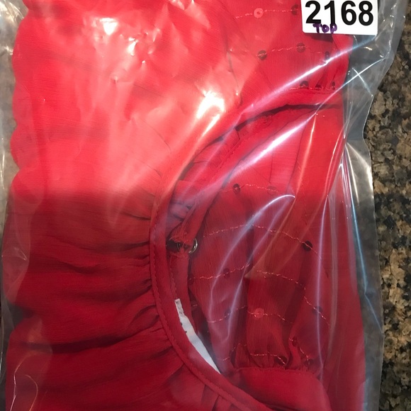 Vine & Love Red Blouse with puffy sequined sleeves size Small #2168 - Picture 6 of 6